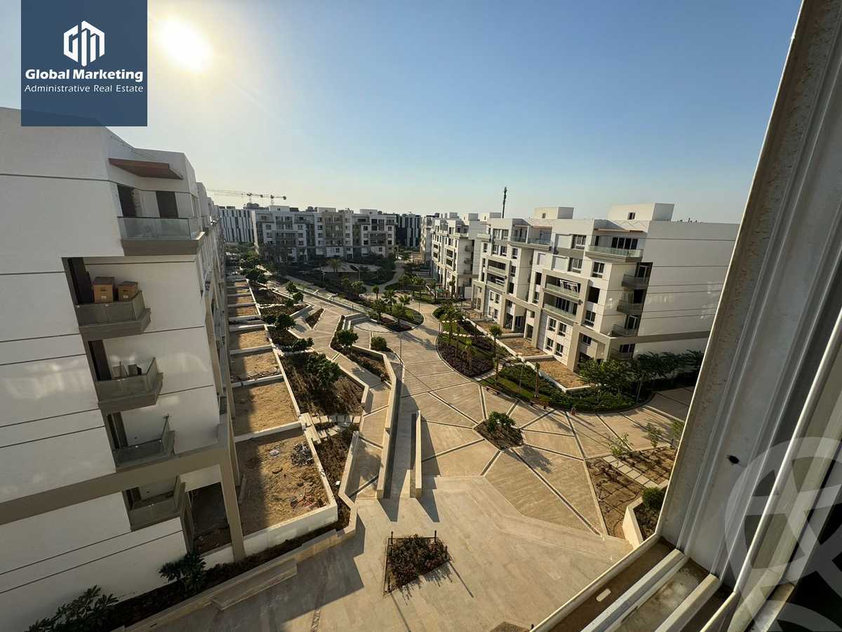 https://aqarmap.com.eg/en/listing/5758279-for-sale-cairo-new-cairo-compounds-hyde-park