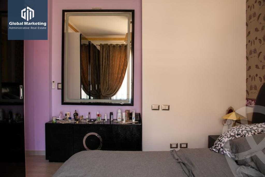 https://aqarmap.com.eg/en/listing/5758771-for-sale-cairo-new-cairo-compounds-village-gate-mall-palm-hills