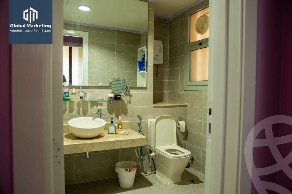 https://aqarmap.com.eg/en/listing/5758771-for-sale-cairo-new-cairo-compounds-village-gate-mall-palm-hills