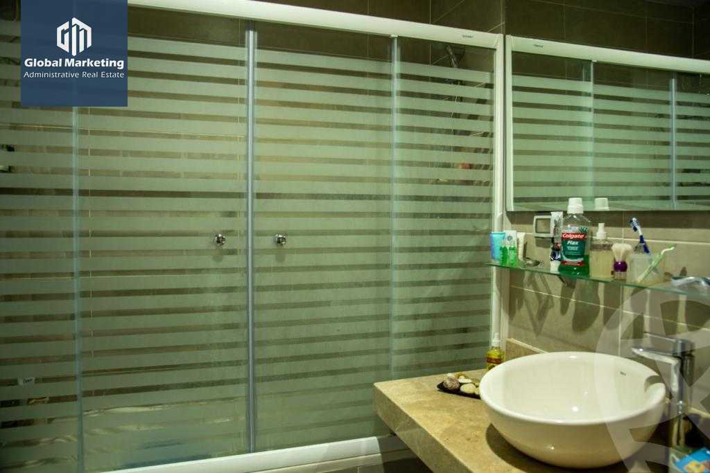 https://aqarmap.com.eg/en/listing/5758771-for-sale-cairo-new-cairo-compounds-village-gate-mall-palm-hills