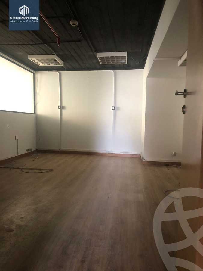 https://aqarmap.com.eg/ar/listing/5759335-for-rent-cairo-new-cairo-90th-street-northern-90th-street
