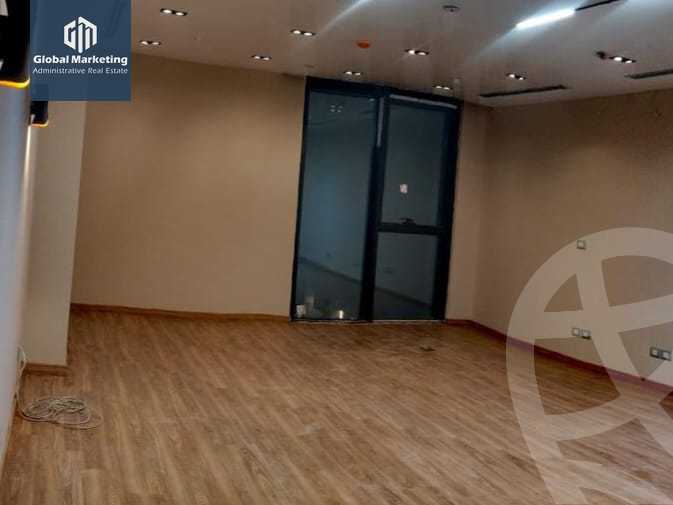 https://aqarmap.com.eg/en/listing/5786052-for-rent-cairo-new-cairo-compounds-hyde-park-centre-ville-hyde-park