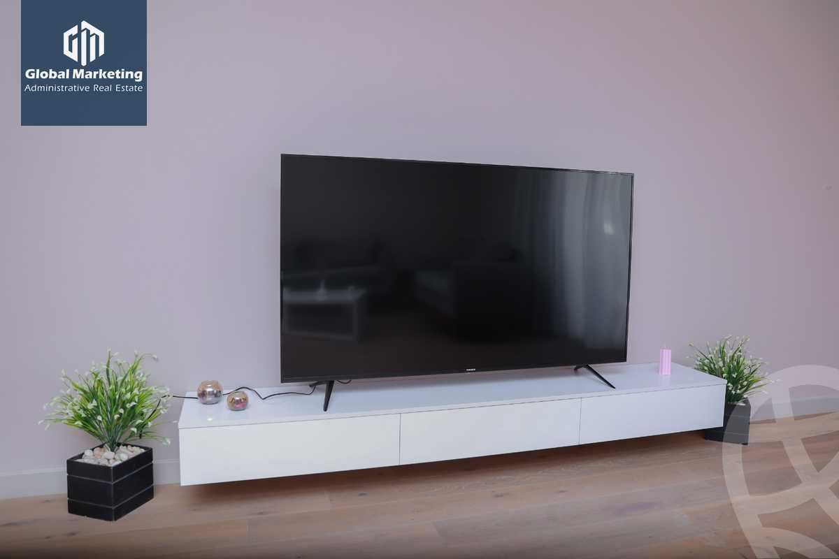 https://aqarmap.com.eg/en/listing/5788967-for-rent-cairo-new-cairo-compounds-villette-kmbwnd-sky-kwndwz-swdyk-villette