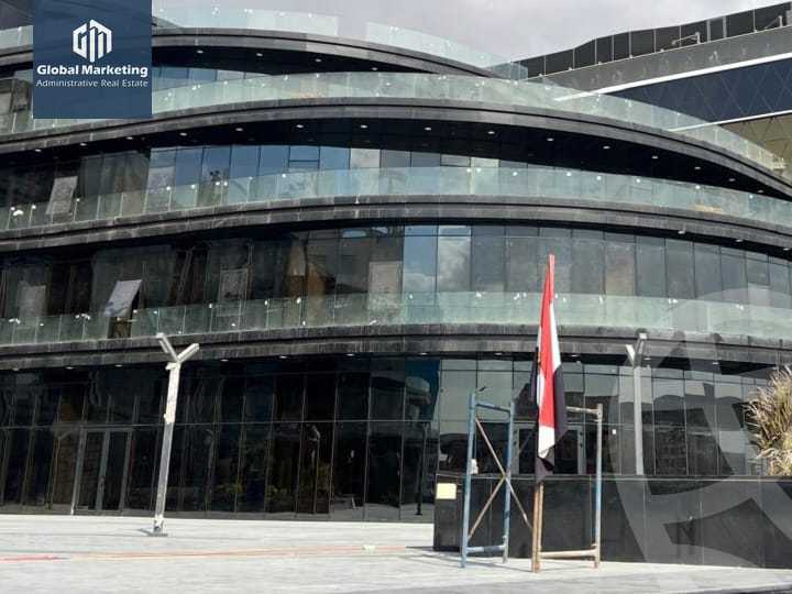 https://aqarmap.com.eg/ar/listing/5789146-for-rent-cairo-new-cairo-compounds-golden-gate-redcon