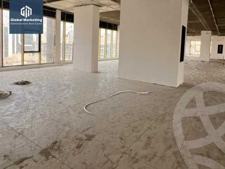 https://aqarmap.com.eg/en/listing/5789146-for-rent-cairo-new-cairo-compounds-golden-gate-redcon