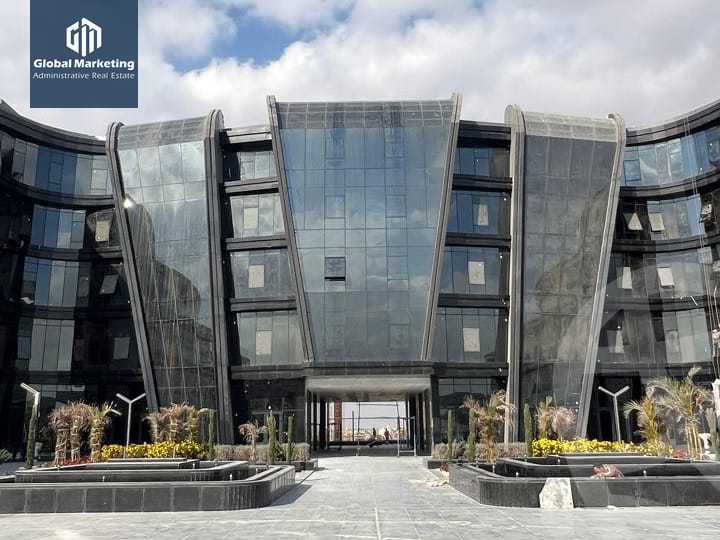 https://aqarmap.com.eg/ar/listing/5789146-for-rent-cairo-new-cairo-compounds-golden-gate-redcon