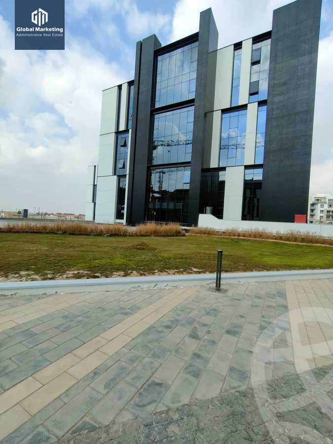 https://aqarmap.com.eg/en/listing/5799573-for-rent-cairo-new-cairo-compounds-hyde-park-business-district