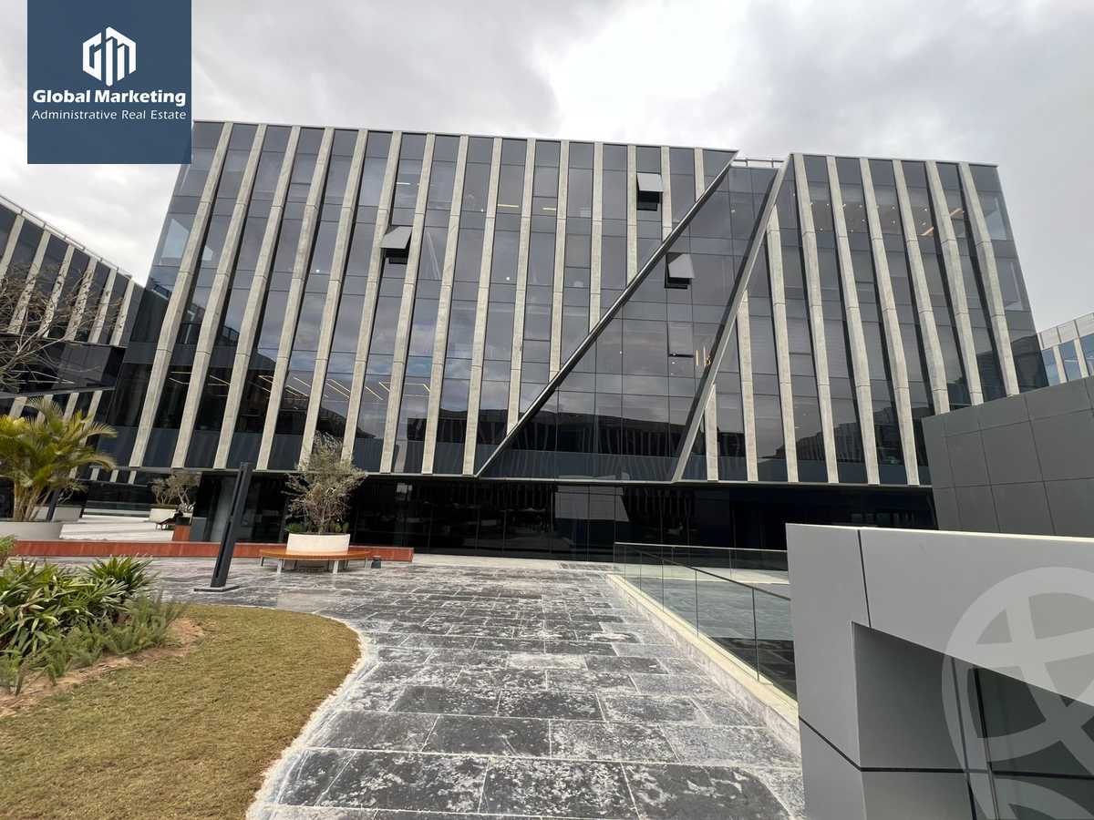 https://aqarmap.com.eg/en/listing/5800855-for-sale-cairo-new-cairo-compounds-eastown-eastown-parks