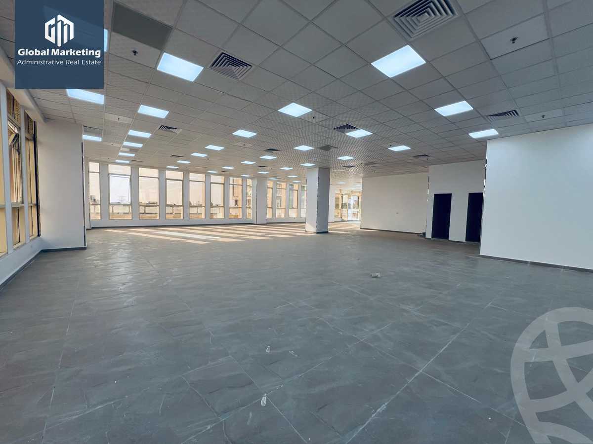 https://aqarmap.com.eg/en/listing/5805622-for-rent-cairo-new-cairo-lrhb-city-phase-1-youssef-el-sebaey-st
