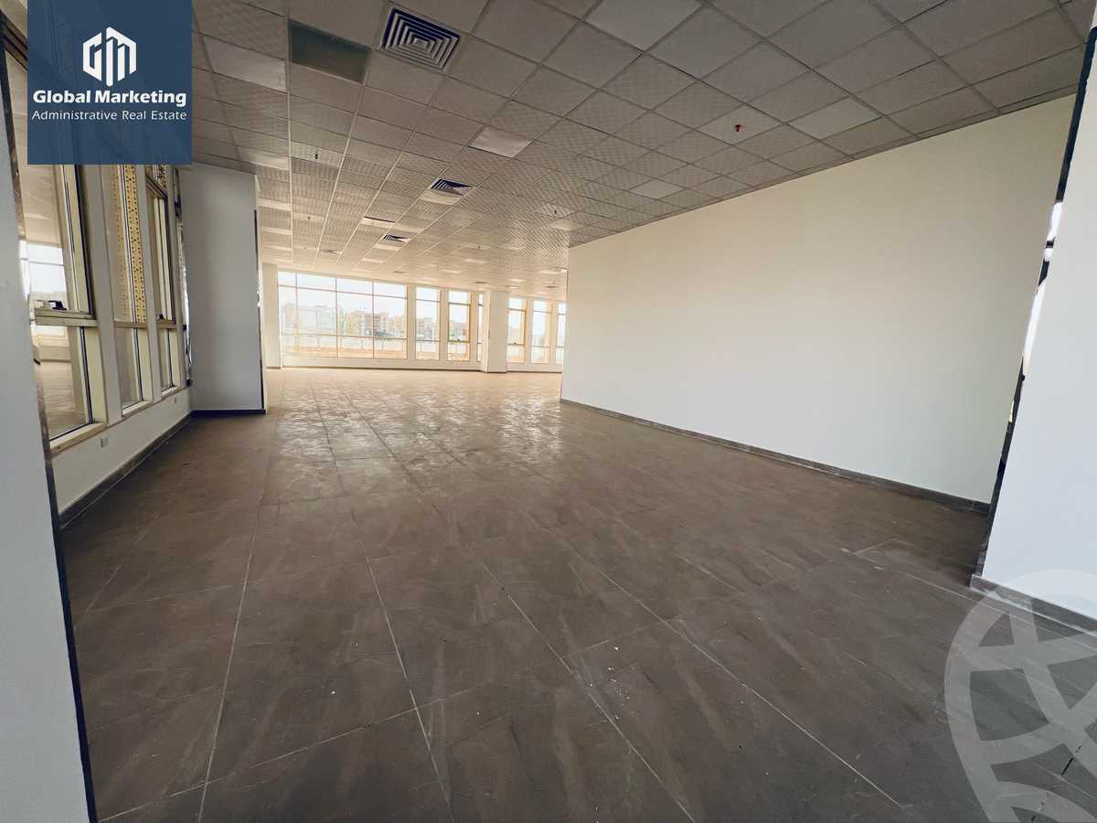 https://aqarmap.com.eg/en/listing/5808238-for-rent-cairo-new-cairo-lrhb-city-phase-1-youssef-el-sebaey-st