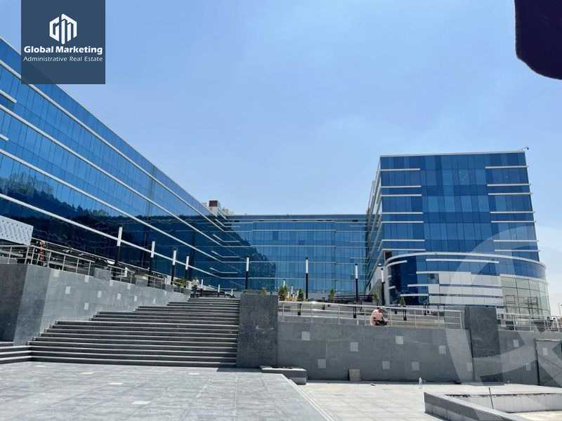 https://aqarmap.com.eg/en/listing/5808720-for-sale-cairo-new-cairo-compounds-tryfywm-skwyr-mwl-nm-llttwyr