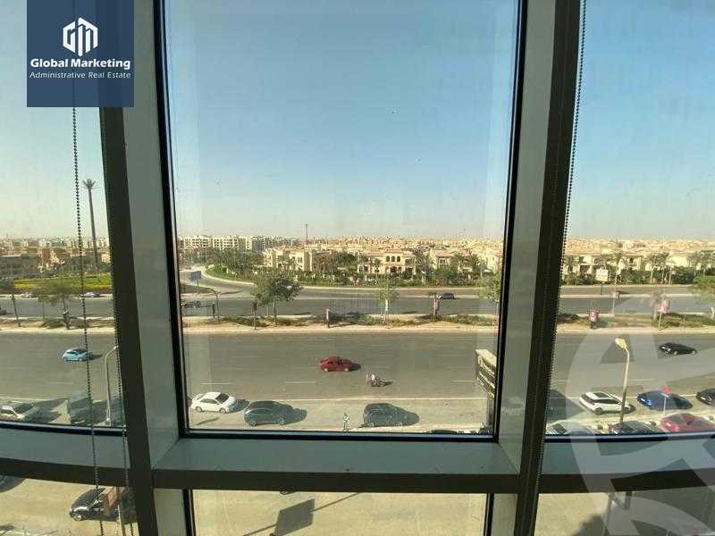 https://aqarmap.com.eg/ar/listing/5808747-for-rent-cairo-new-cairo-compounds-tryfywm-byzns-kwmblks-nm-llttwyr