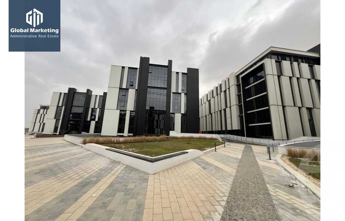https://aqarmap.com.eg/en/listing/5810517-for-rent-cairo-new-cairo-compounds-hyde-park-business-district