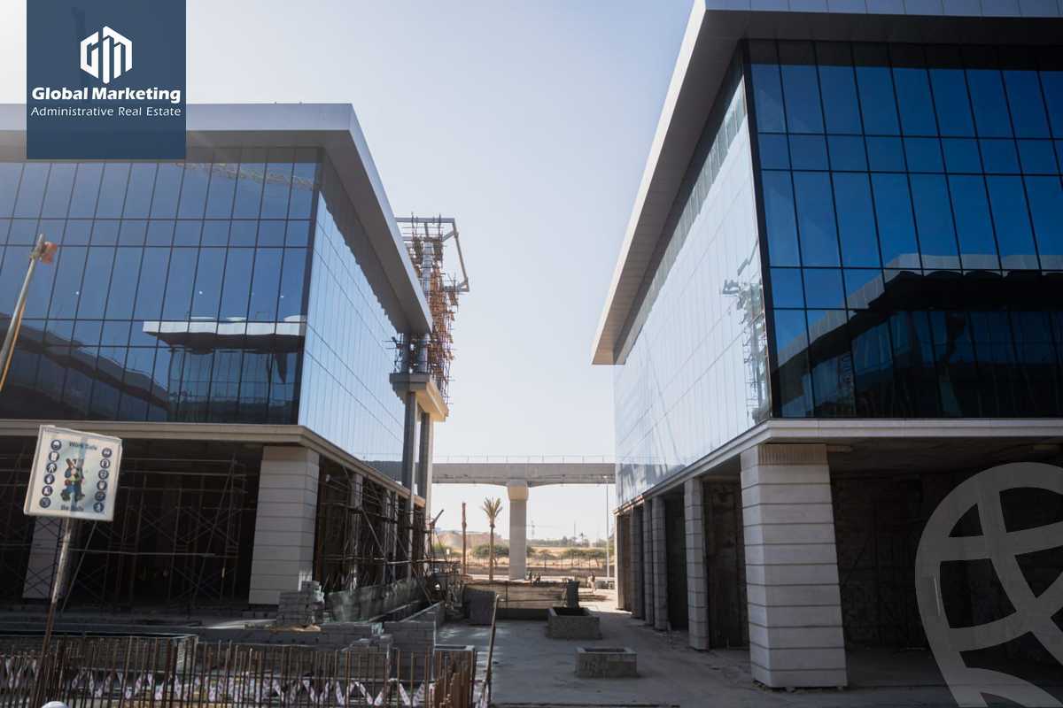 https://aqarmap.com.eg/en/listing/5813869-for-rent-cairo-new-cairo-compounds-golden-gate-redcon