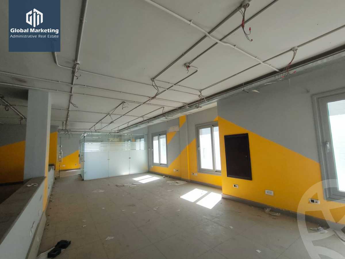 https://aqarmap.com.eg/ar/listing/5814830-for-rent-cairo-new-cairo-90th-street-northern-90th-street