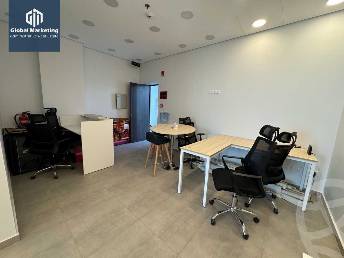 https://aqarmap.com.eg/en/listing/5818243-for-rent-cairo-new-cairo-compounds-jwr-kwmyrshyl-kwmblks-makeplace