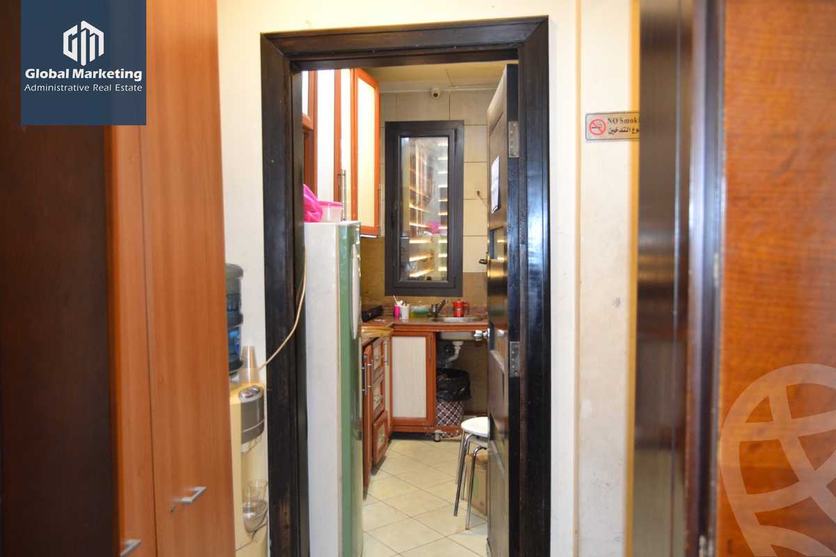 https://aqarmap.com.eg/ar/listing/5830209-for-rent-cairo-new-cairo-90th-street-south-teseen-st