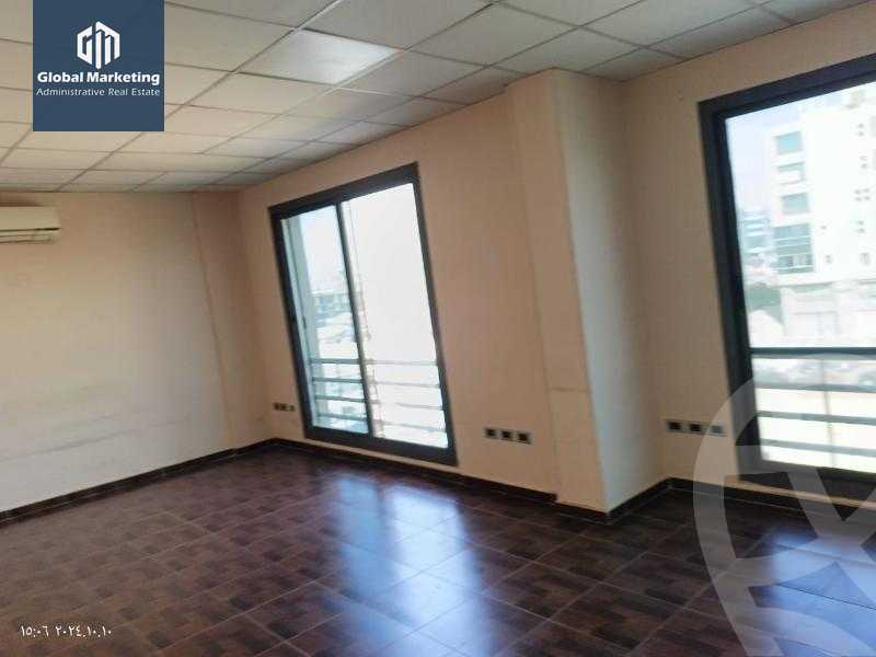https://aqarmap.com.eg/en/listing/5834628-for-rent-cairo-new-cairo-90th-street-south-teseen-st