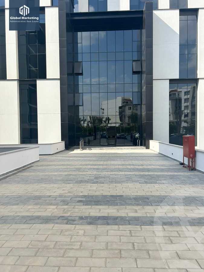 https://aqarmap.com.eg/en/listing/5835143-for-rent-cairo-new-cairo-compounds-hyde-park-centre-ville-hyde-park