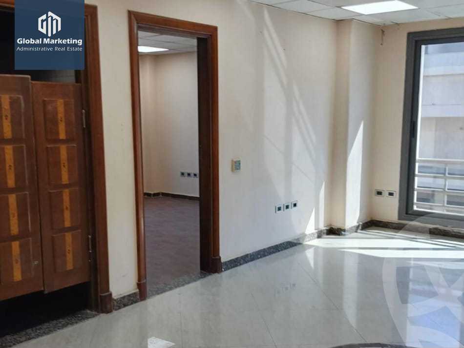 https://aqarmap.com.eg/en/listing/5838293-for-sale-cairo-new-cairo-90th-street-south-teseen-st