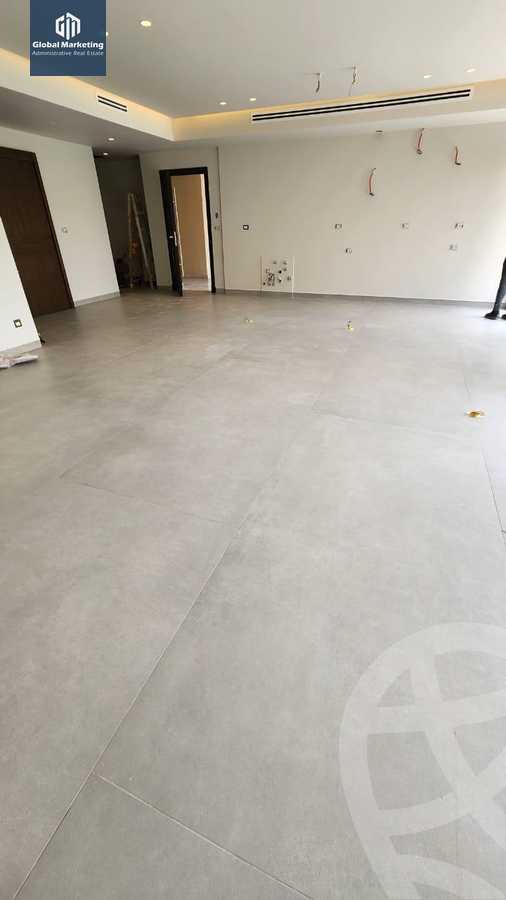 https://aqarmap.com.eg/en/listing/5853868-for-rent-cairo-new-cairo-compounds-lakeview-residence