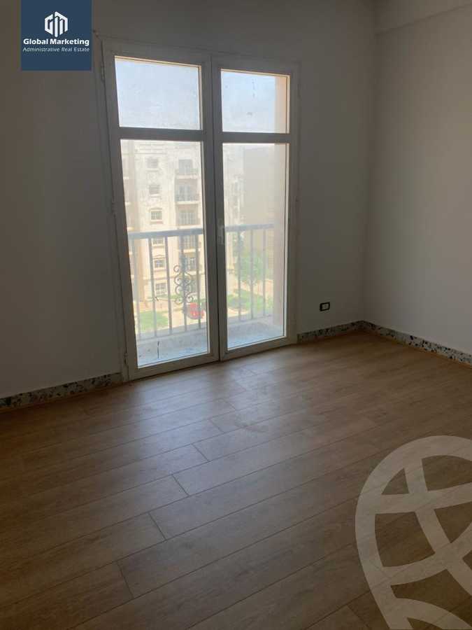https://aqarmap.com.eg/en/listing/5857385-for-rent-cairo-new-cairo-compounds-hyde-park-centre-ville-hyde-park