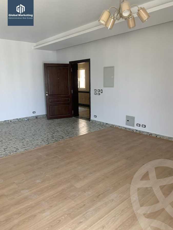 https://aqarmap.com.eg/en/listing/5857385-for-rent-cairo-new-cairo-compounds-hyde-park-centre-ville-hyde-park