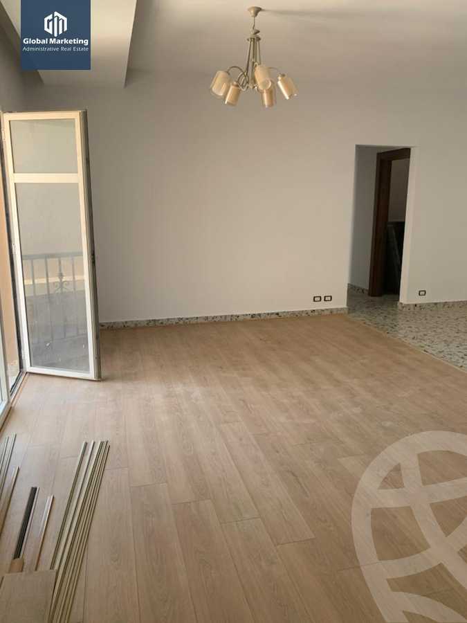 https://aqarmap.com.eg/en/listing/5857385-for-rent-cairo-new-cairo-compounds-hyde-park-centre-ville-hyde-park