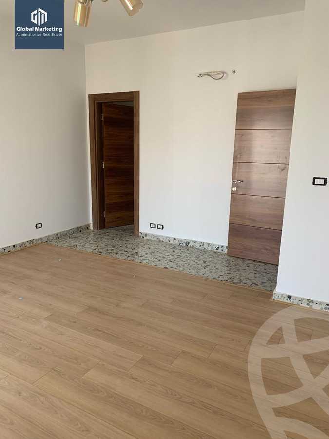https://aqarmap.com.eg/en/listing/5857385-for-rent-cairo-new-cairo-compounds-hyde-park-centre-ville-hyde-park