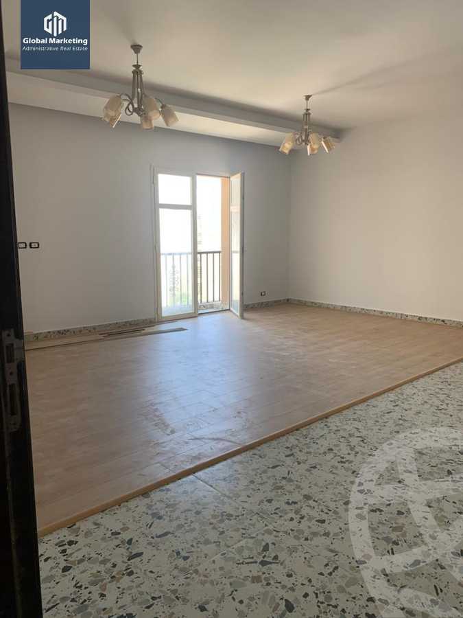 https://aqarmap.com.eg/en/listing/5857385-for-rent-cairo-new-cairo-compounds-hyde-park-centre-ville-hyde-park