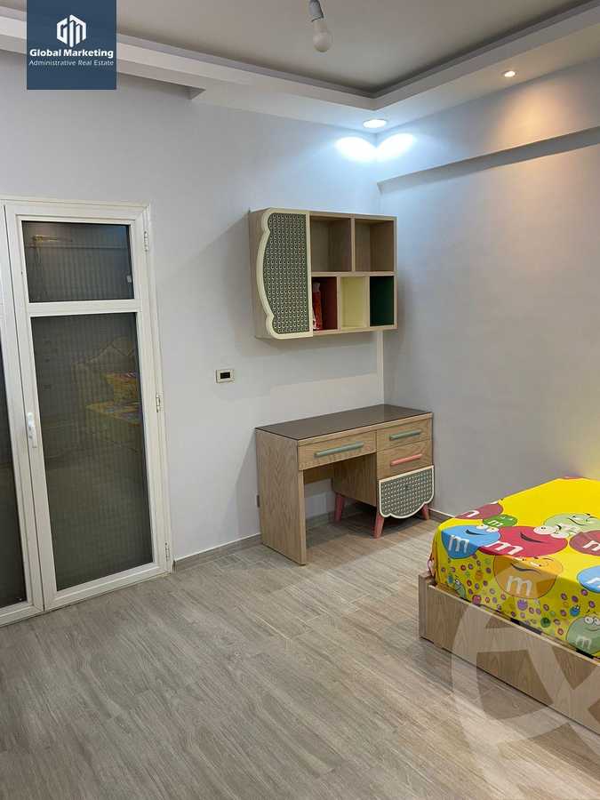 https://aqarmap.com.eg/ar/listing/5860861-for-rent-cairo-new-cairo-compounds-hyde-park