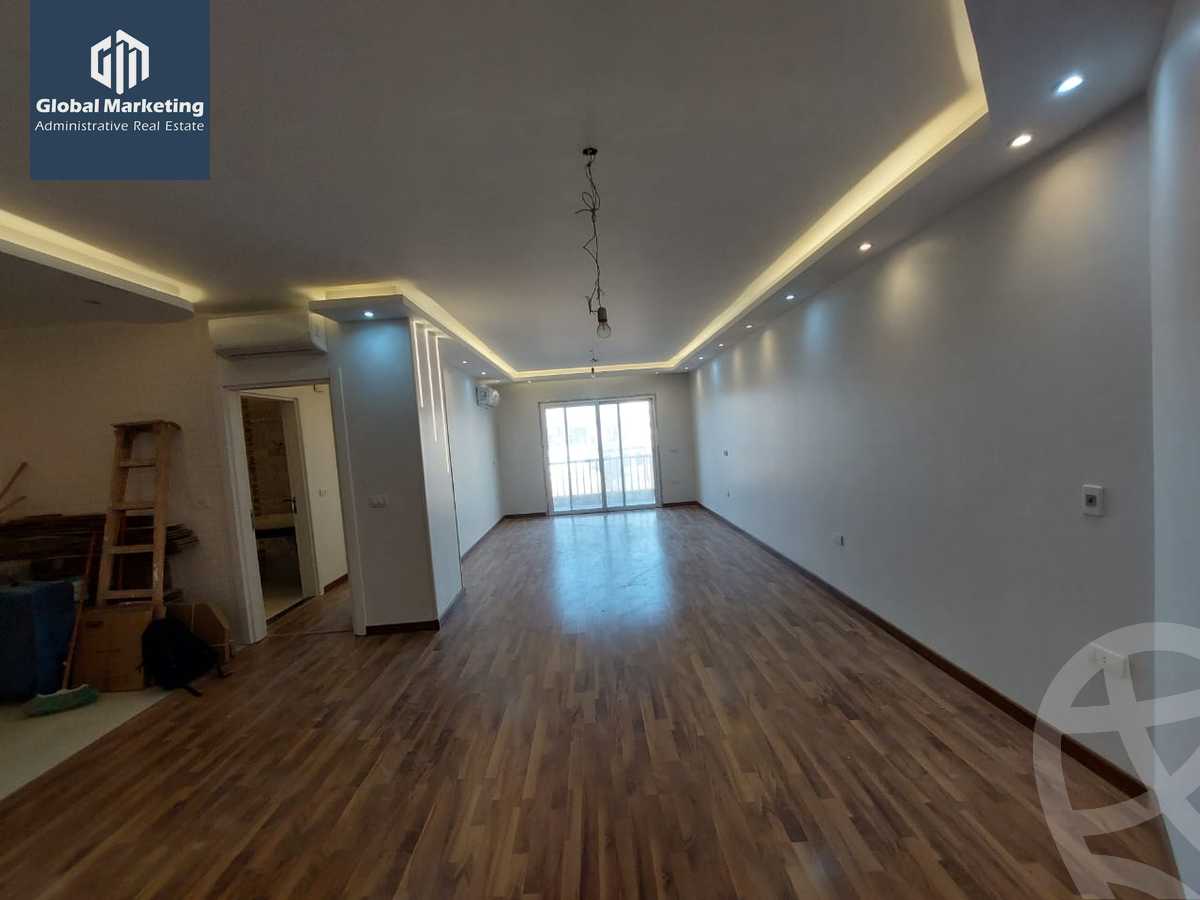 https://aqarmap.com.eg/ar/listing/5863578-for-rent-cairo-new-cairo-compounds-hyde-park