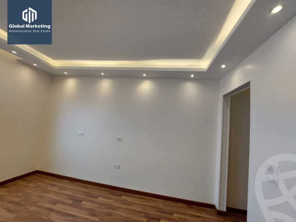 https://aqarmap.com.eg/ar/listing/5863578-for-rent-cairo-new-cairo-compounds-hyde-park