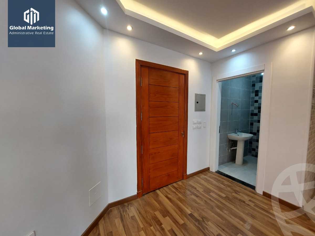 https://aqarmap.com.eg/ar/listing/5863578-for-rent-cairo-new-cairo-compounds-hyde-park