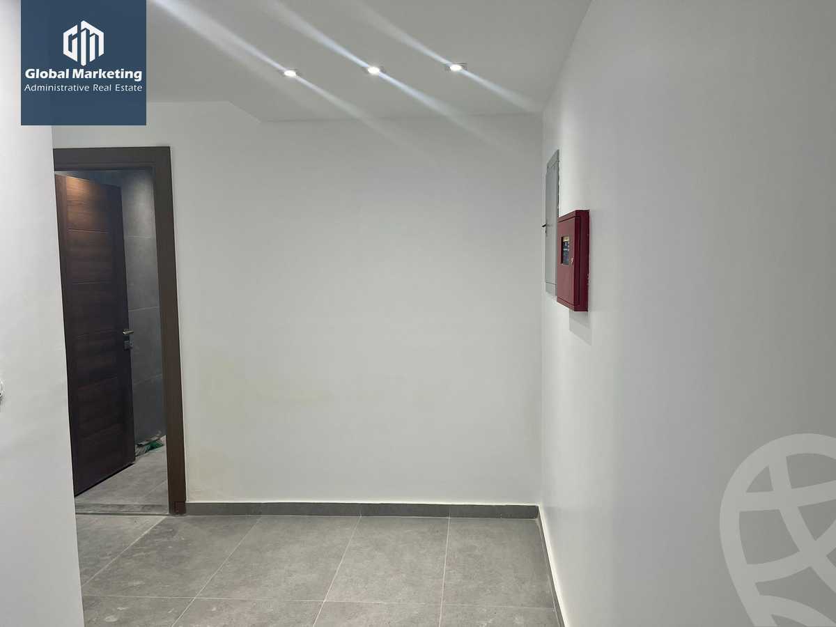 https://aqarmap.com.eg/en/listing/5883021-for-rent-cairo-new-cairo-compounds-hyde-park