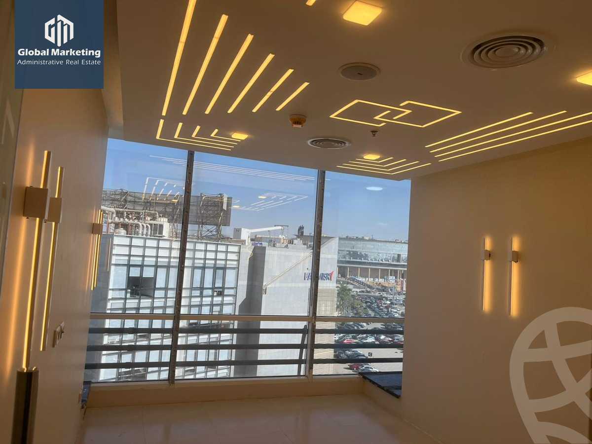 https://aqarmap.com.eg/en/listing/5884892-for-rent-cairo-new-cairo-compounds-kyrw-kbytl-sntr-ktlyst-llttwyr