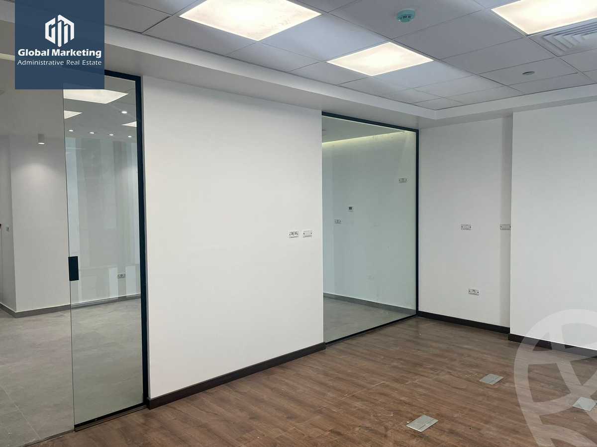 https://aqarmap.com.eg/ar/listing/5885079-for-rent-cairo-new-cairo-compounds-hyde-park-centre-ville-hyde-park