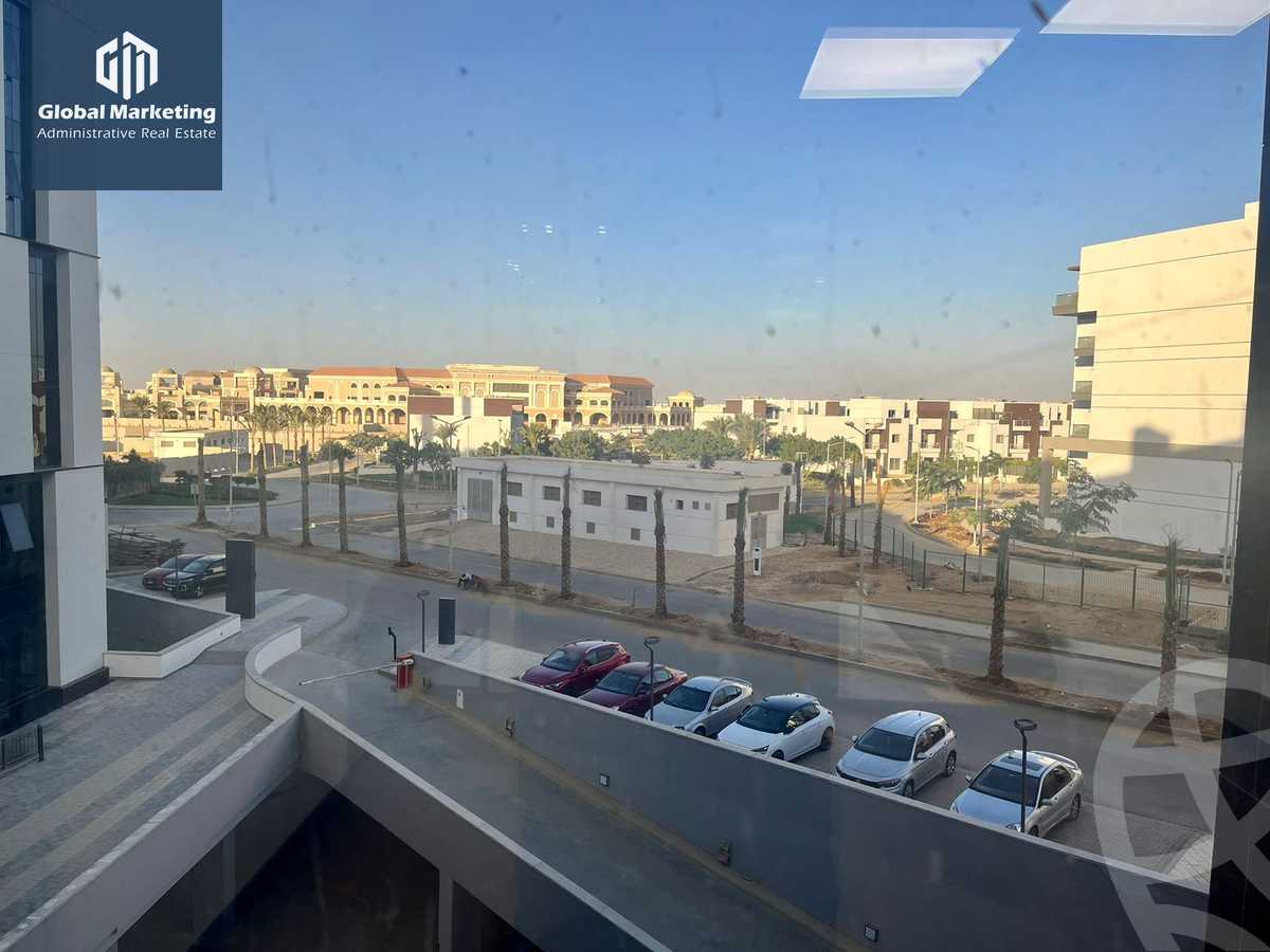 https://aqarmap.com.eg/ar/listing/5885079-for-rent-cairo-new-cairo-compounds-hyde-park-centre-ville-hyde-park
