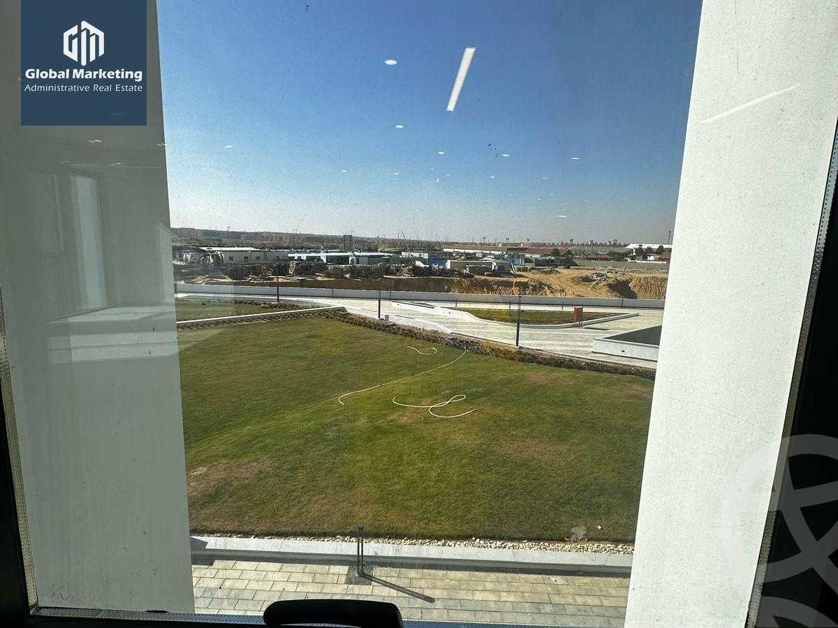 https://aqarmap.com.eg/ar/listing/5885398-for-rent-cairo-new-cairo-compounds-hyde-park-centre-ville-hyde-park