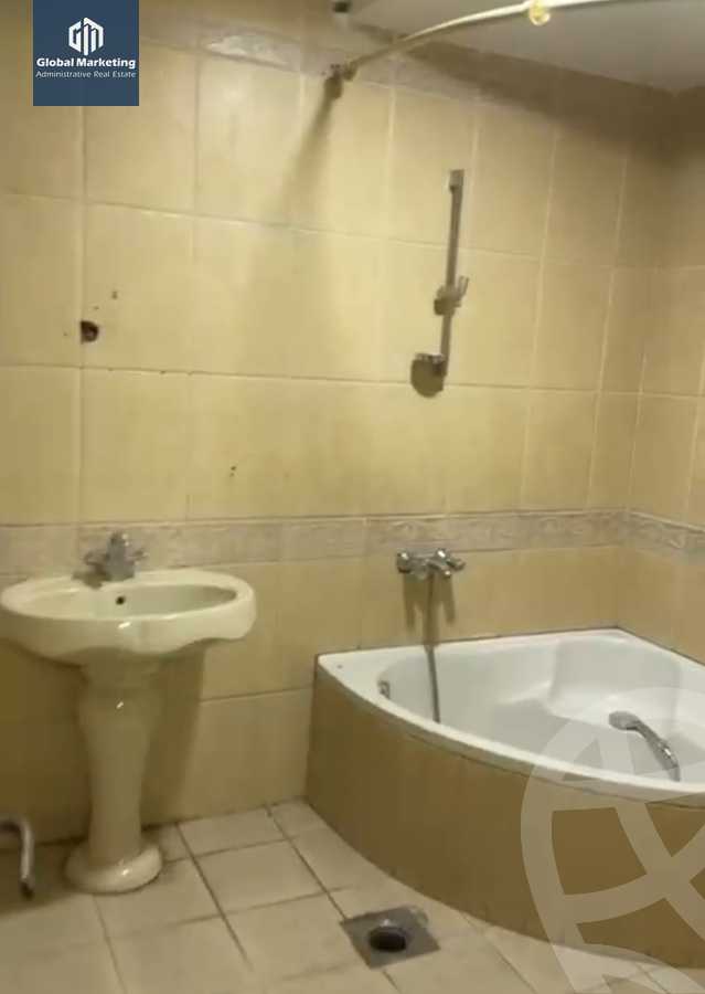 https://aqarmap.com.eg/en/listing/5885345-for-sale-cairo-new-cairo-90th-street-south-teseen-st