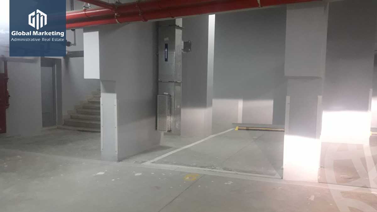 https://aqarmap.com.eg/ar/listing/5908524-for-sale-cairo-new-cairo-compounds-hyde-park-park-corner-hyde-park
