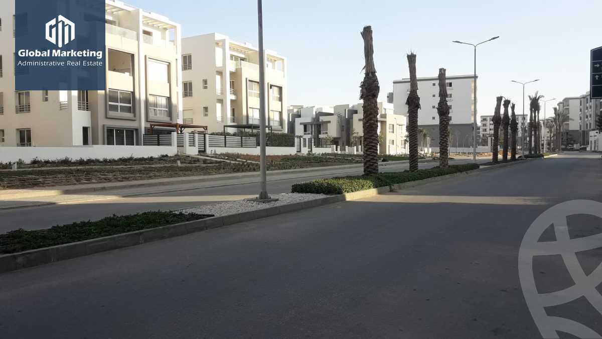 https://aqarmap.com.eg/ar/listing/5908524-for-sale-cairo-new-cairo-compounds-hyde-park-park-corner-hyde-park