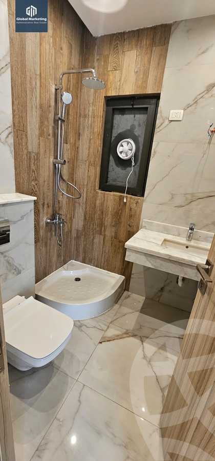 https://aqarmap.com.eg/en/listing/5917193-for-rent-cairo-new-cairo-compounds-lakeview-residence