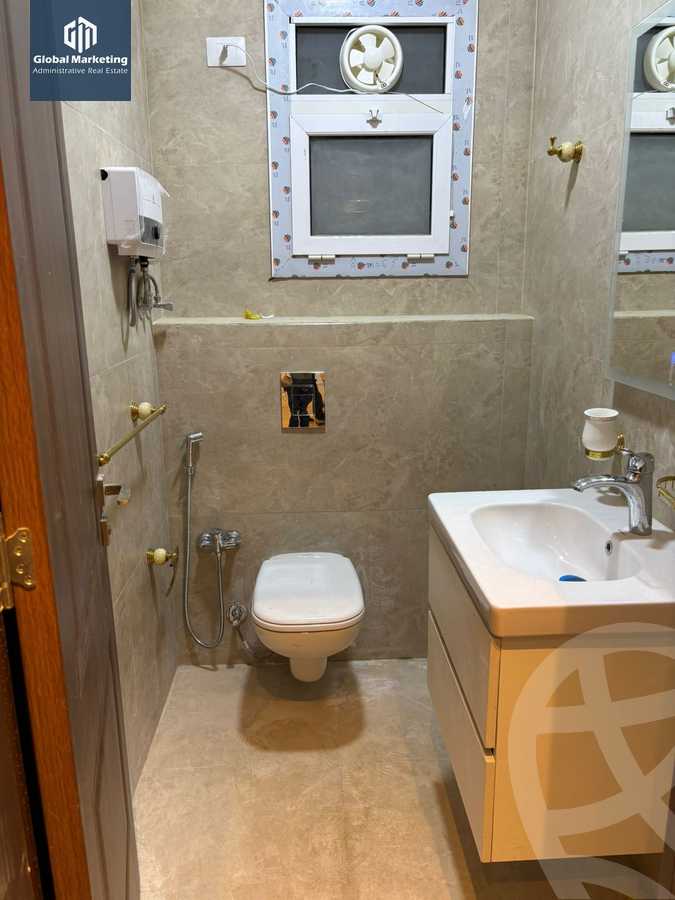 https://aqarmap.com.eg/en/listing/5931256-for-rent-cairo-new-cairo-compounds-hyde-park