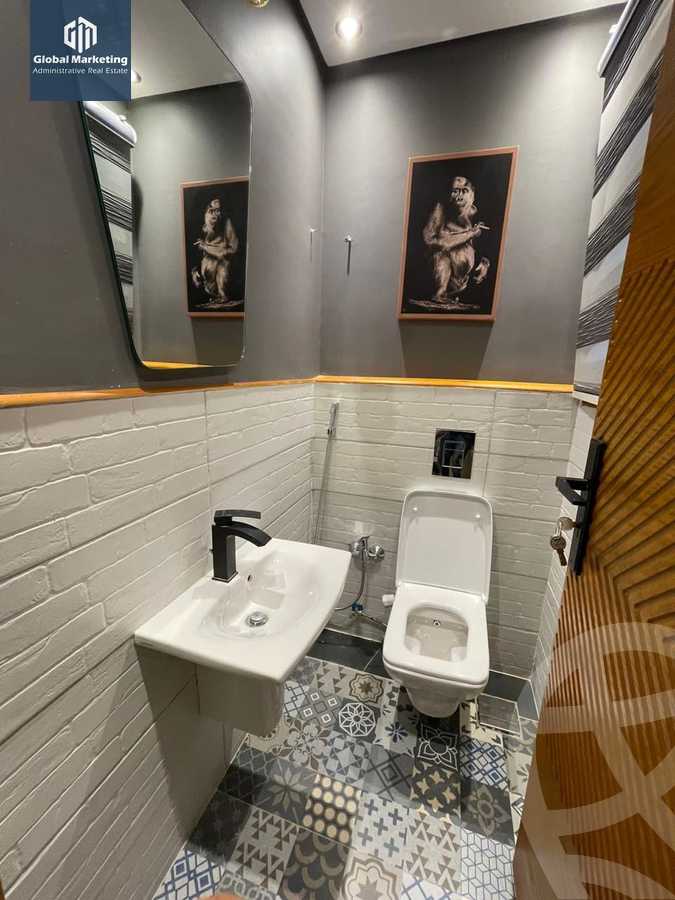https://aqarmap.com.eg/en/listing/5935092-for-rent-cairo-new-cairo-compounds-lakeview-residence