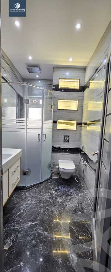 https://aqarmap.com.eg/ar/listing/5963229-for-rent-cairo-new-cairo-compounds-mountain-view-hyde-park