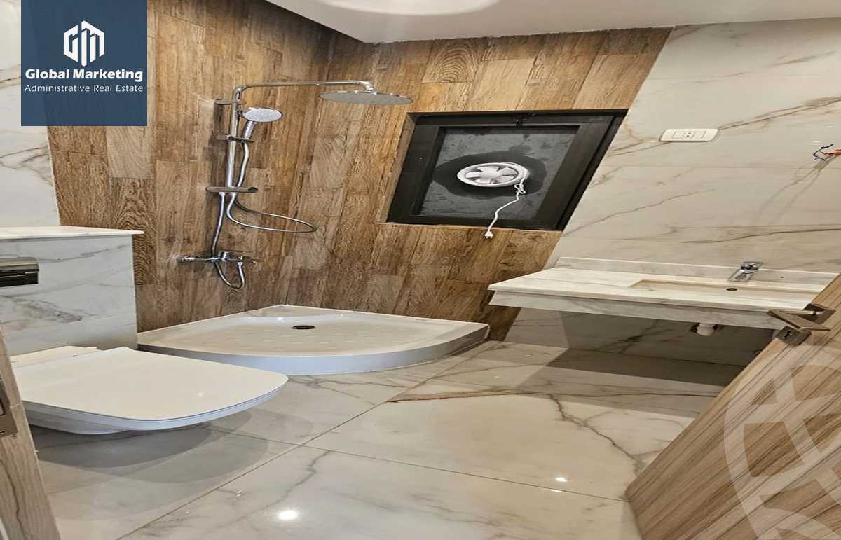 https://aqarmap.com.eg/en/listing/6023377-for-rent-cairo-new-cairo-compounds-lakeview-residence