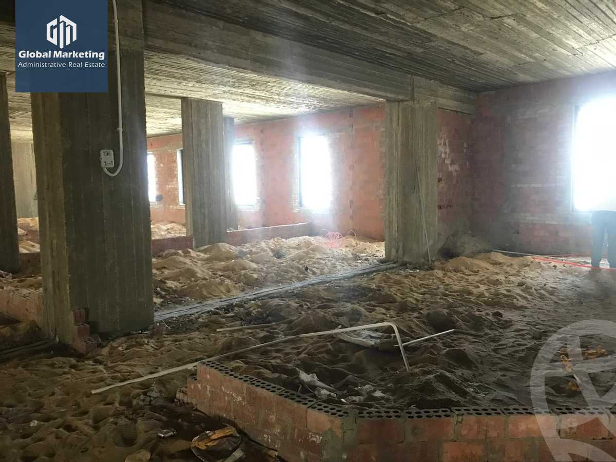https://aqarmap.com.eg/en/listing/6029265-for-rent-cairo-new-cairo-compounds-rock-gold-mall-el-batal
