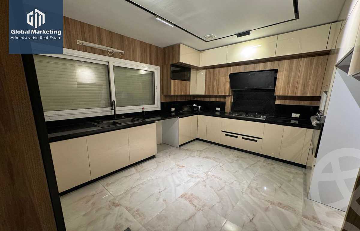 https://aqarmap.com.eg/ar/listing/6033629-for-rent-cairo-new-cairo-compounds-hyde-park-centre-ville-hyde-park
