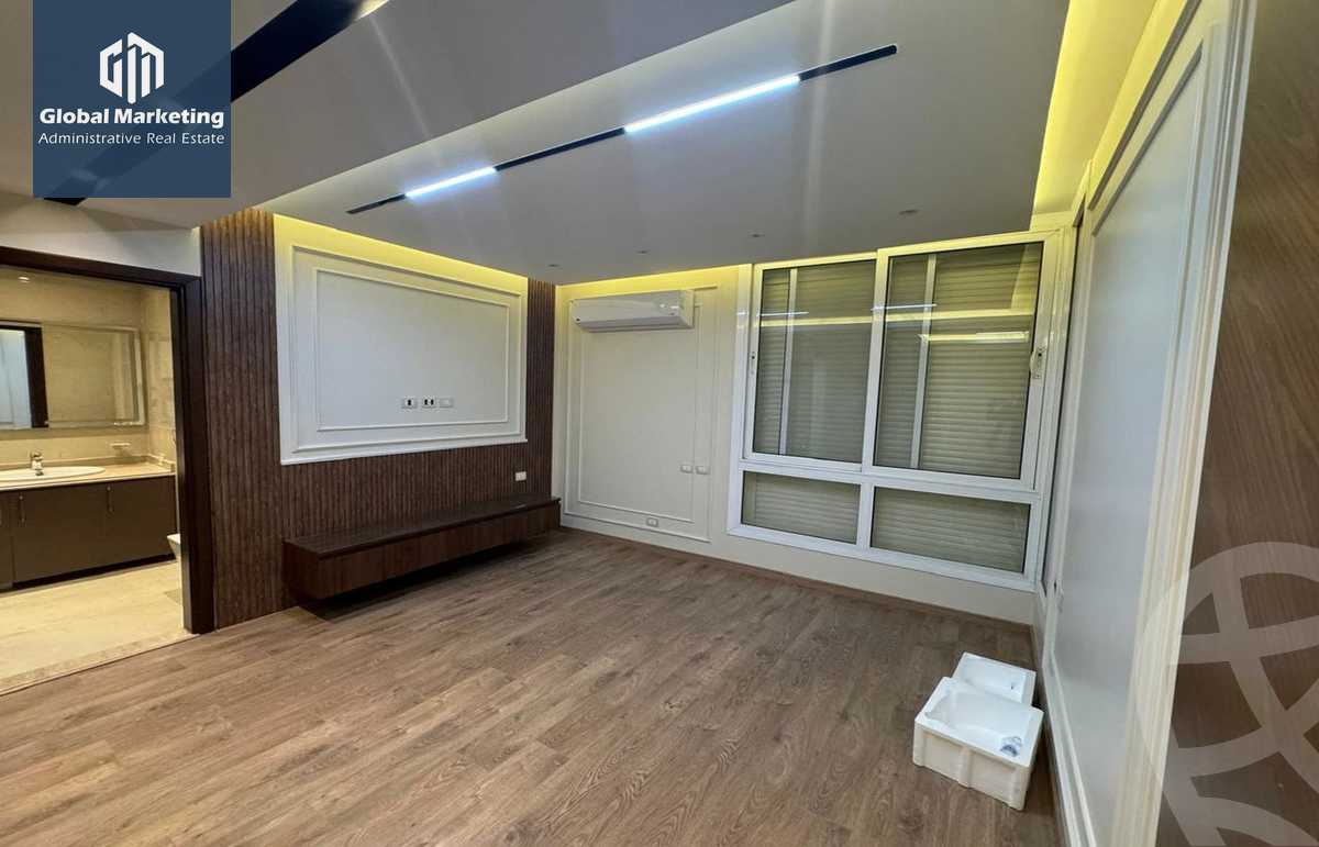 https://aqarmap.com.eg/ar/listing/6033629-for-rent-cairo-new-cairo-compounds-hyde-park-centre-ville-hyde-park